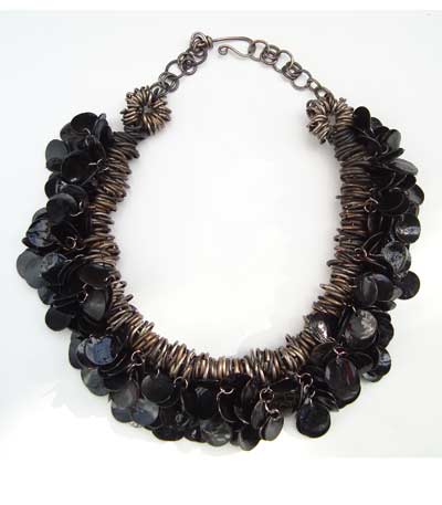 Black Mussell Shell Pailettes Collar