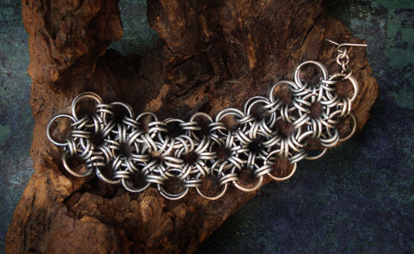 Double Link Silver Plate Bracelet.
